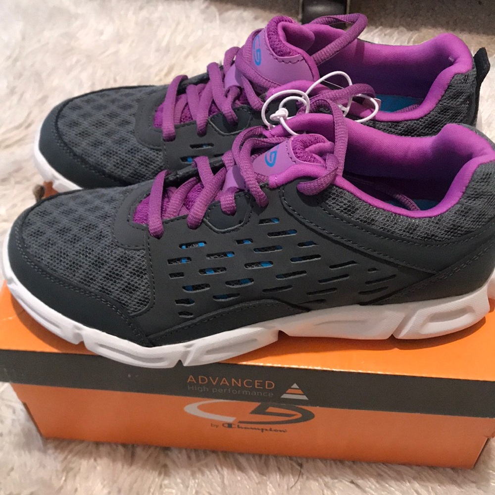 LightWeight Running Shoe